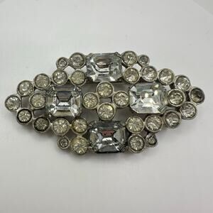 Vintage 1940s retro large silver tone rhodium plated clear rhinestones brooch